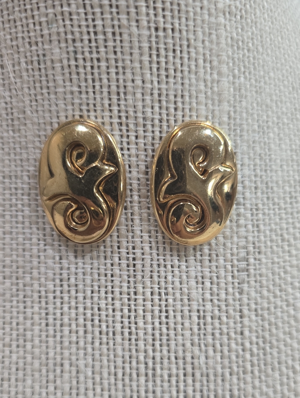 Vintage Givenchy Paris New York Polished Gold Oval Scroll Clip-On Earrings